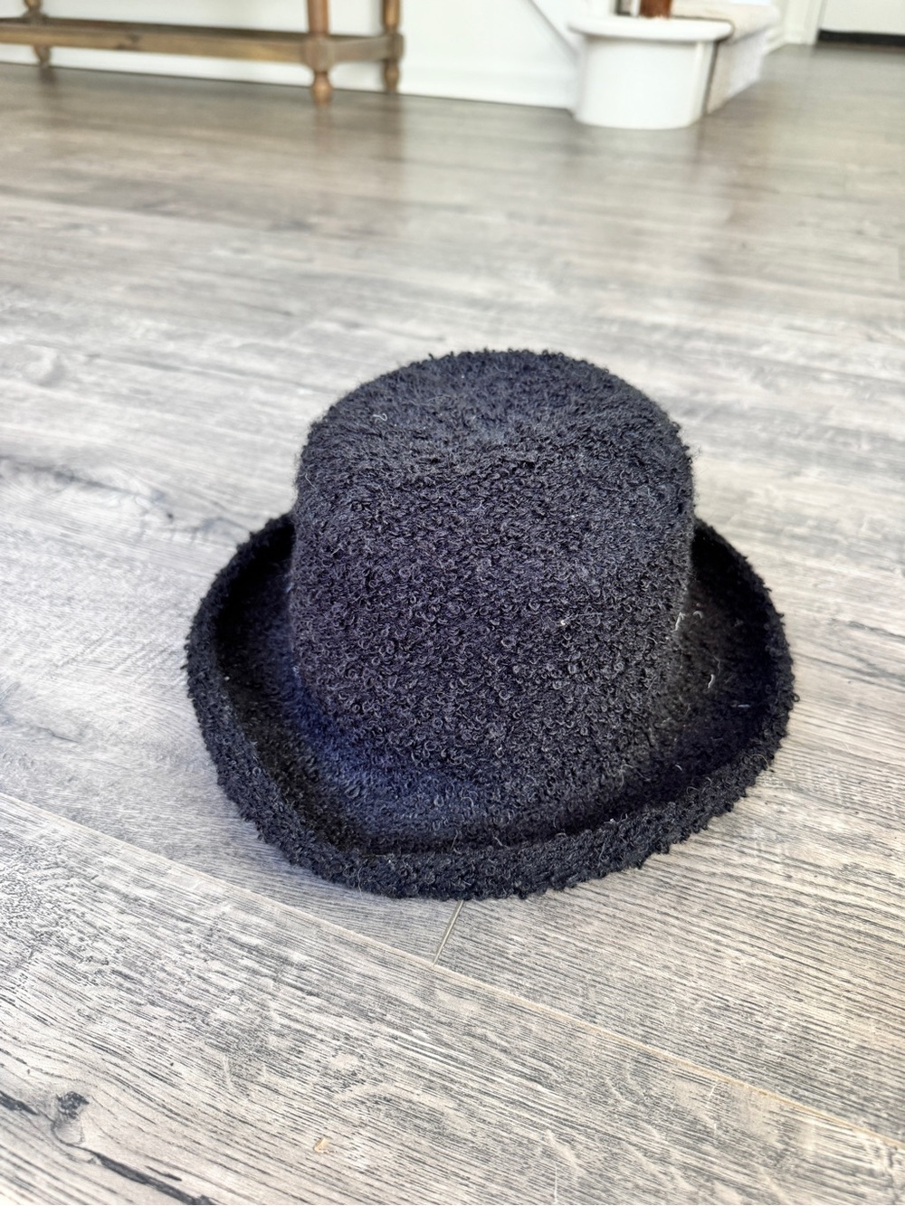 Liz Claiborne Wool Black Bouclé Knit Bucket Hat